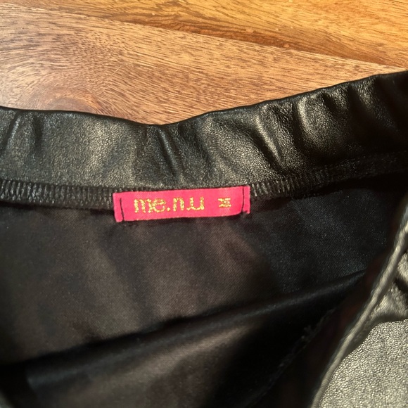 black leather skirt - Picture 2 of 2